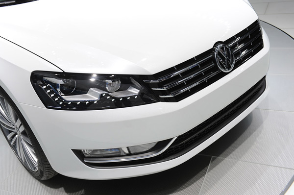 Прототип спортивной версии Volkswagen Passat - Фото - LiveCars.Ru