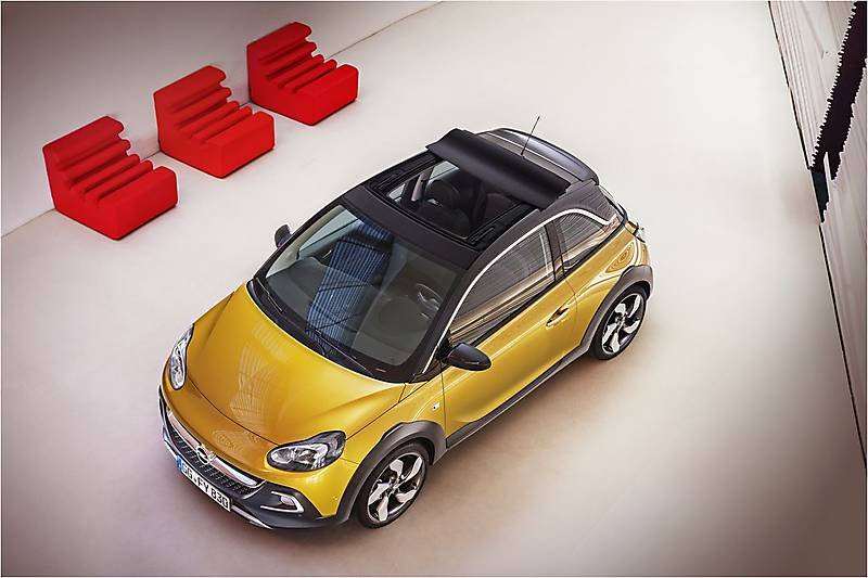 Опель Адам Рокс 2014-2015 характеристики, дизайн, комплектации, цена, фото Opel Adam Rocks 2014-2015