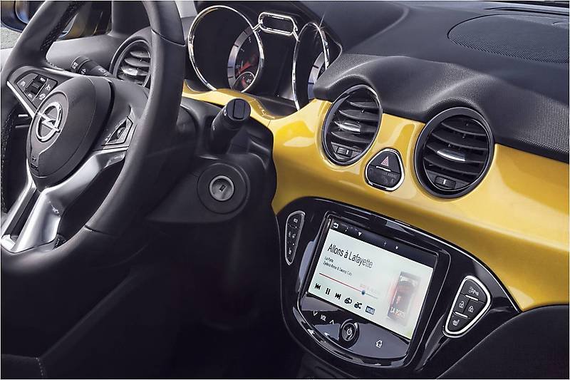 Opel Adam Rox 2014-2015 характеристики, дизайн, конфигурация, Цена, Фото Opel Adam Rocks 2014-2015 г.