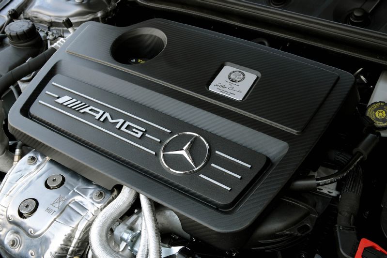 2014 Mercedes Benz CLA 45 AMG Engine 02 Photo 17