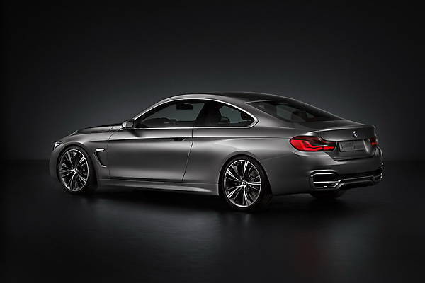 Фото BMW 4-Series Coupe Concept 2013 [снимка 27 от 36, 12/05/2012]