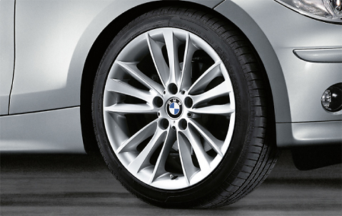 Komplet zlitin diskov, slog 364 racionalizacijo BMW-styling