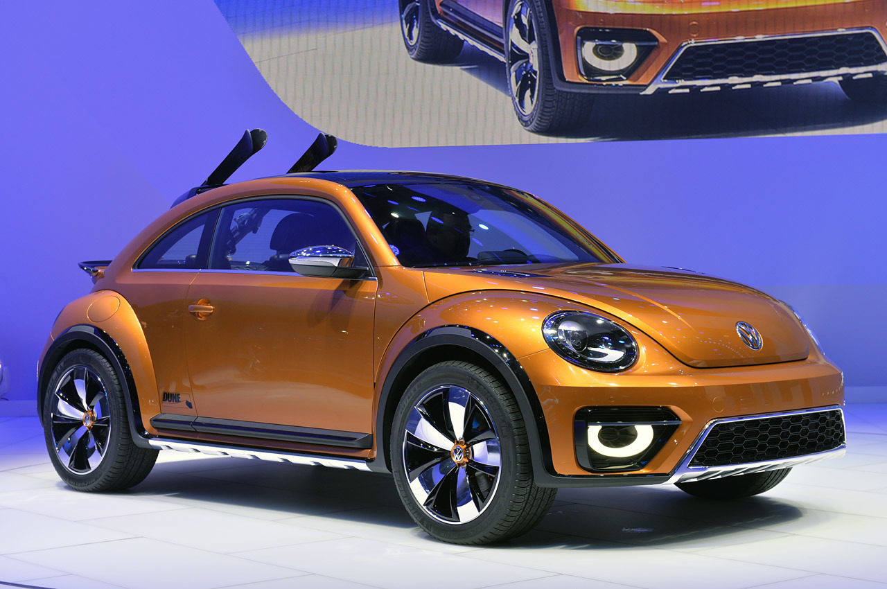Volkswagen Beetle стана кросоувър с неясен торпедо (видео)