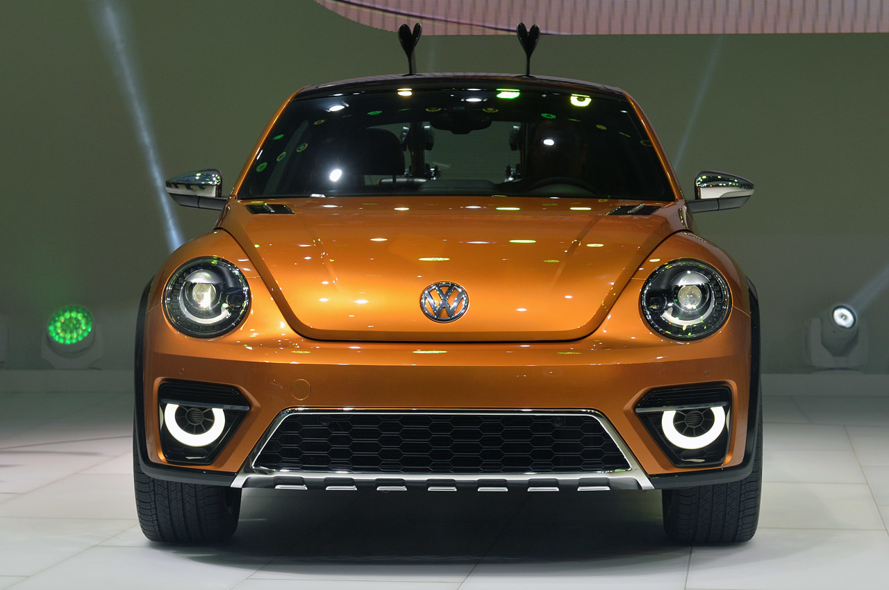 Volkswagen Beetle стана кросоувър с неясен торпедни (видео) Авточасти авточасти автомобили Николаев Украйна UA